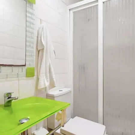 Beautiful 2 Bedroom Apartment In Stunning Lisboa Apartment Lisbon